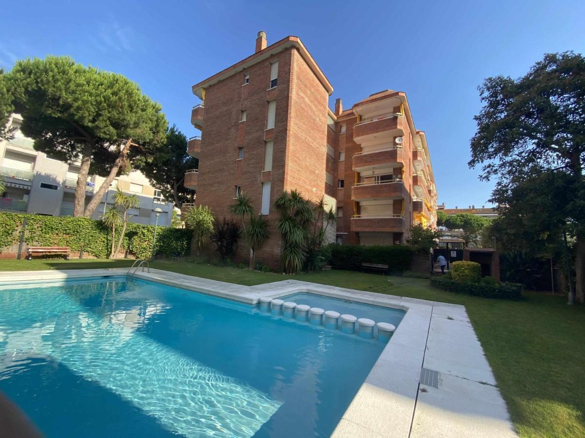 Las Antillas Con Piscina A Pie De Playa 4 Pax Lloret de Mar Exterior foto